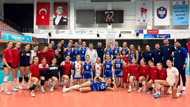 Kadınlar Voleybol 1. Ligi | İBB Spor Kulübü - Yeşilyurt : 3-0