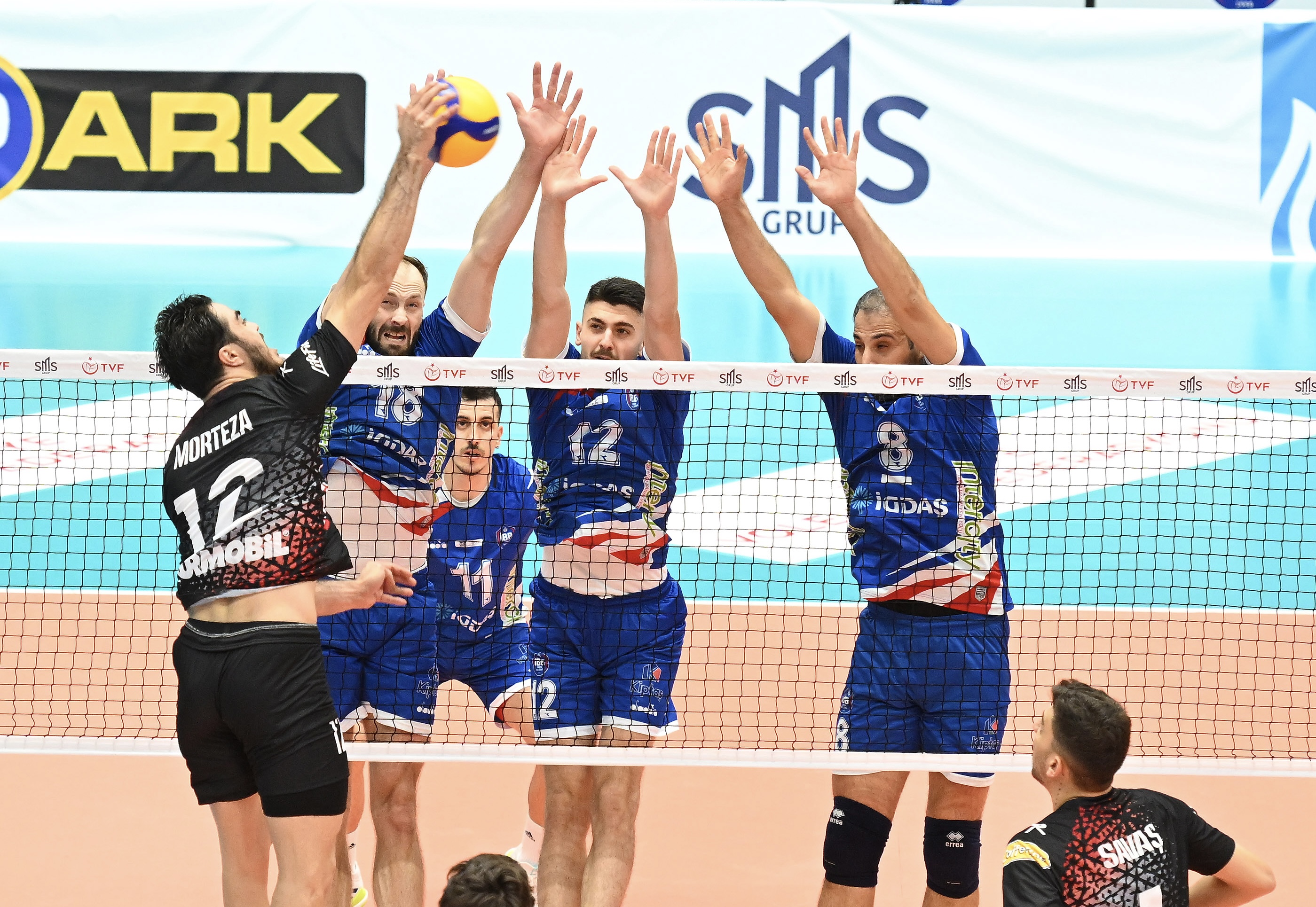 Efeler Ligi | İBB Spor Kulübü - İstanbul Gençlik SK: 0-3