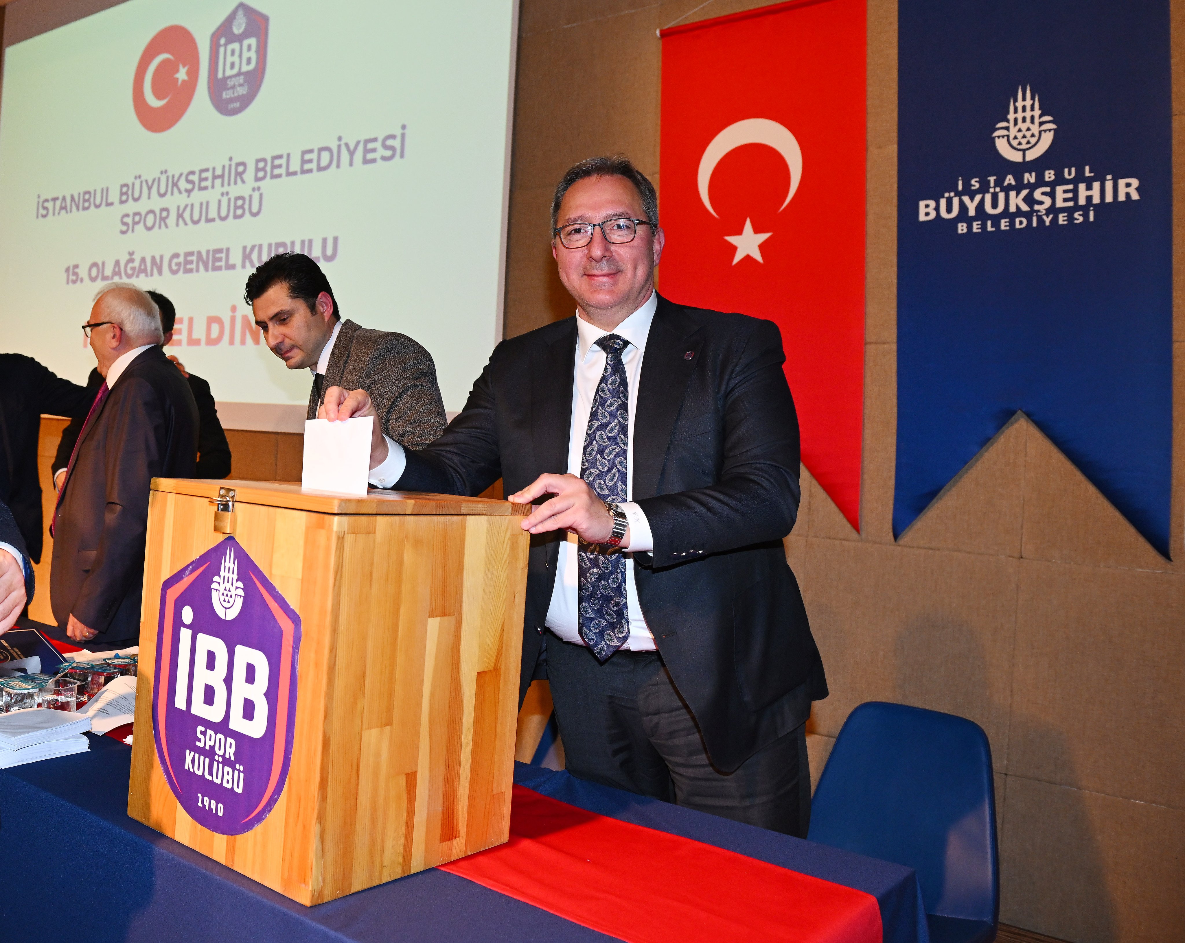 The Fatih Keleş era continues at İBB Sports Club.