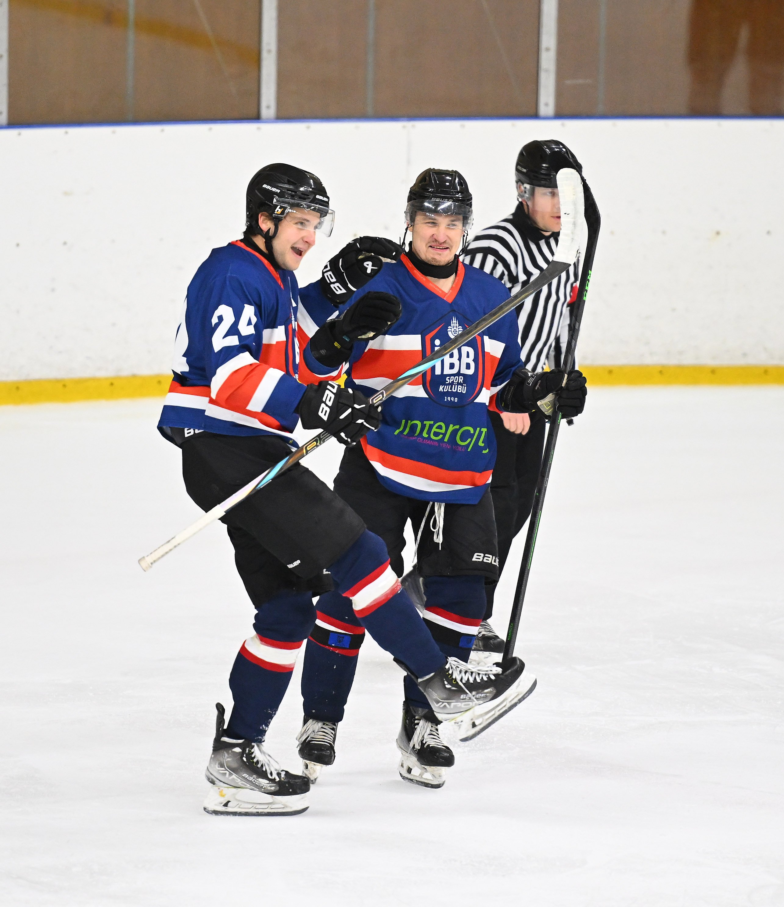 Erkek Buz Hokeyi | İBB Spor Kulübü - Zeytinburnu Bld.; 10-7
