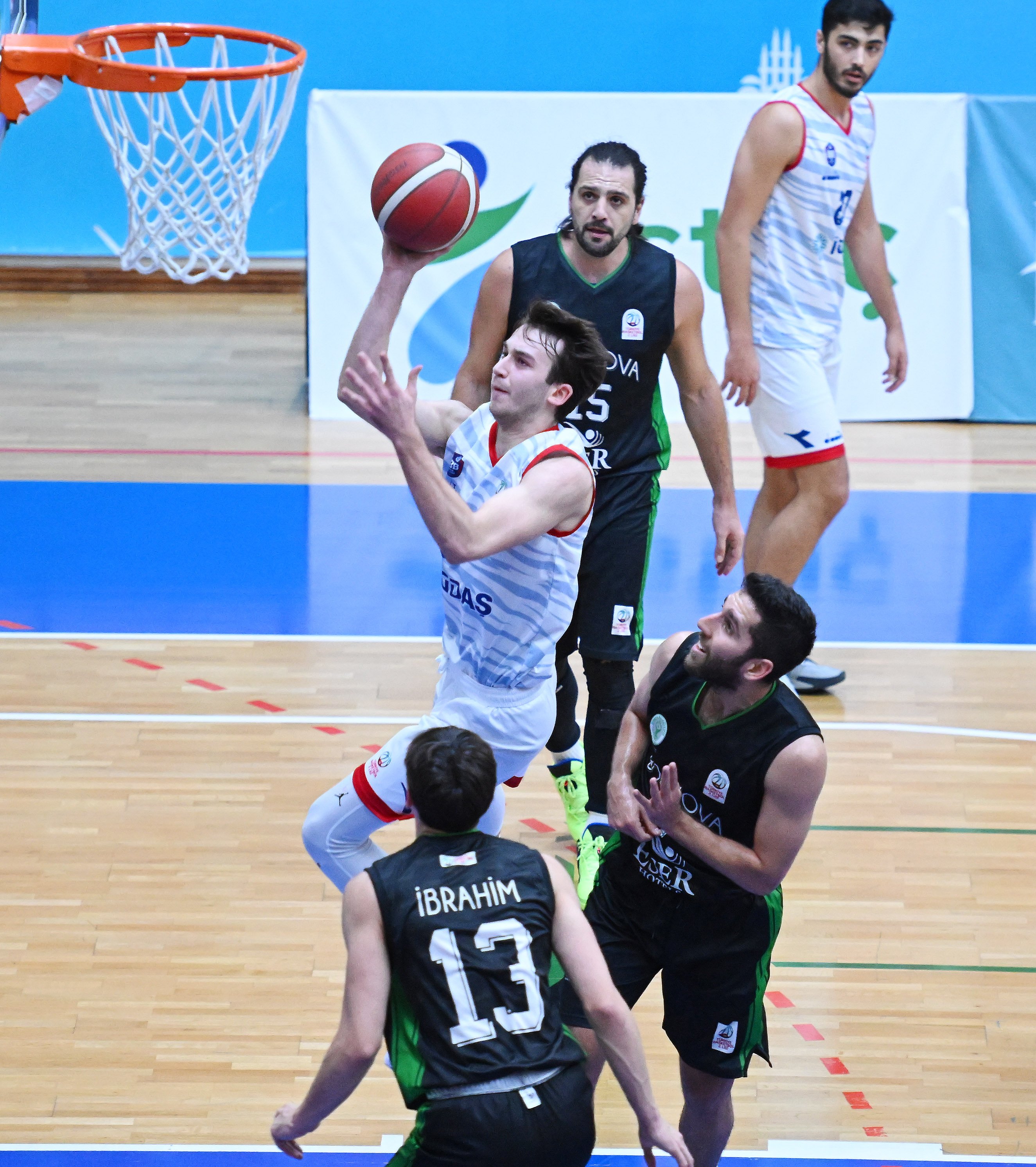 Basketbol | İBB Spor Kulübü - Bornova Belediyesi: 64-61!