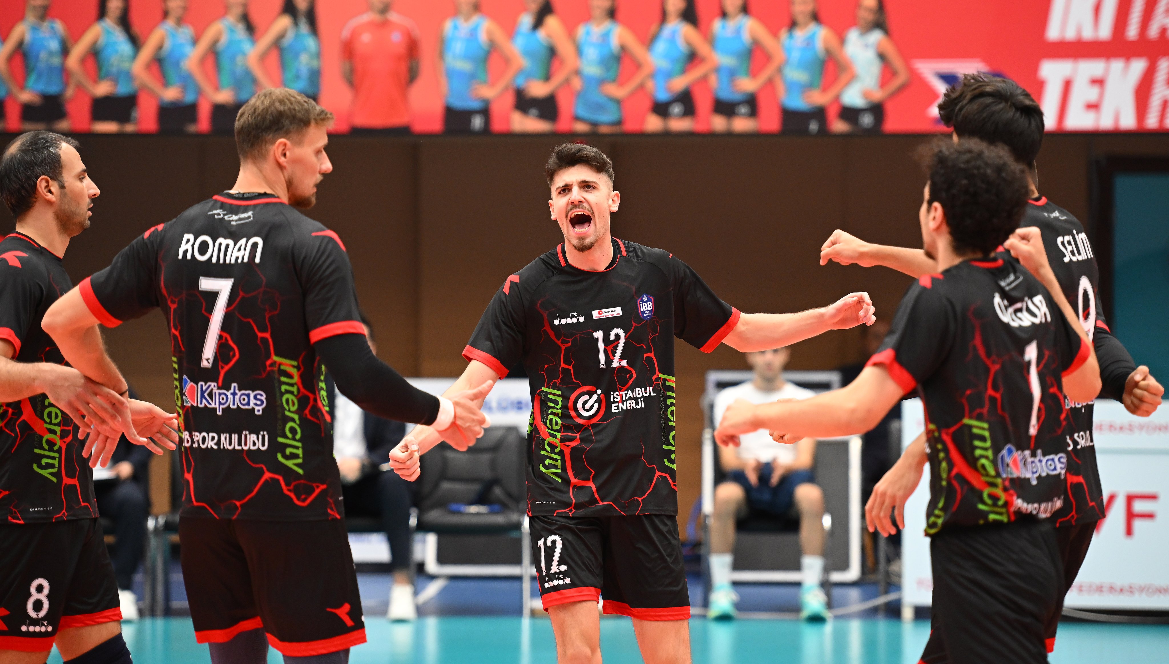 Erkek Voleybol Takımımız, Ankara deplasmanından kayıpsız döndü