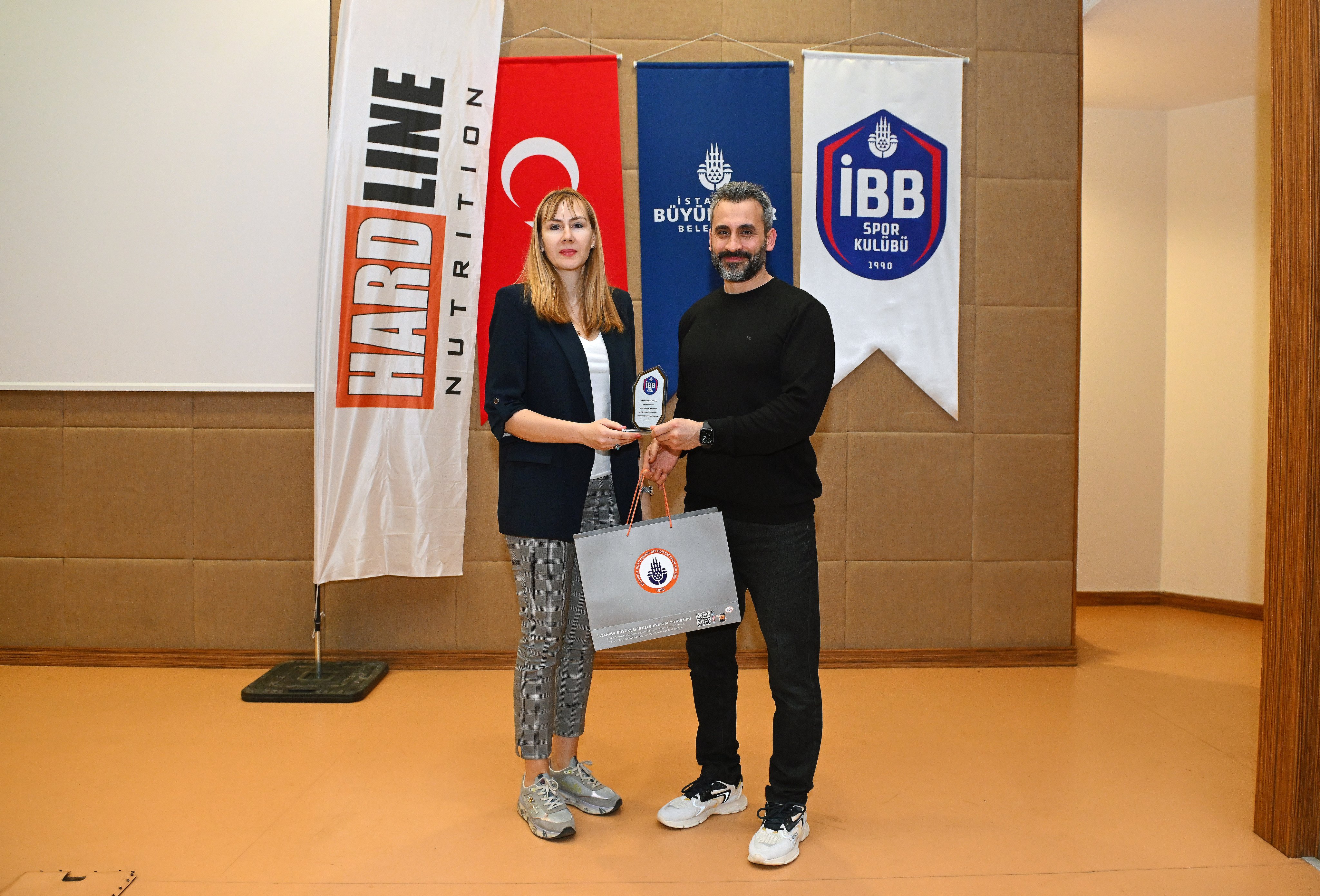 Elit ve Olimpik sporcularımız için beslenme eğitimi düzenledik
